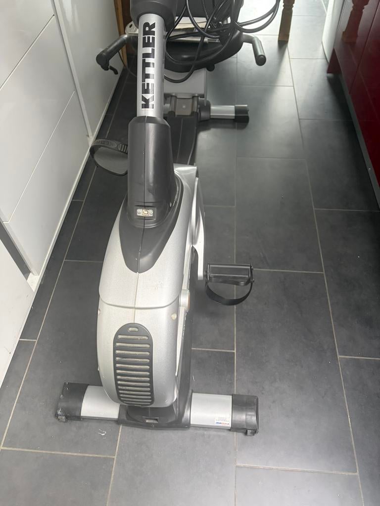 Velo kettler ergometre R7 allongé, Sport en Fitness, Ophalen, Ligfiets, Gebruikt, Rug