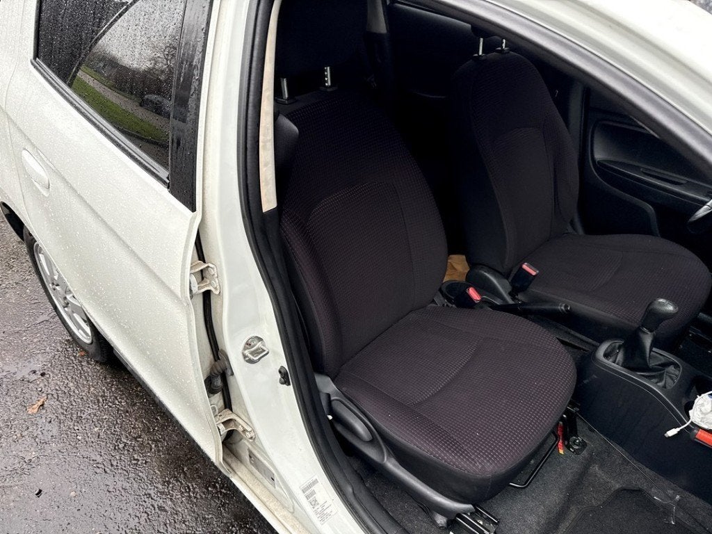 SIEGE AVANT DROIT ( PASSAGER ) Mitsubishi Space Star (A0), Info@mitsubishi-motors.de, MITSUBISHI, Utilisé, Mitsubishi