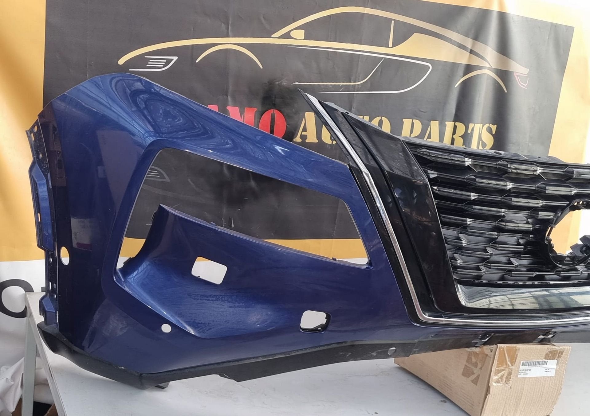 VOORBUMPER NISSAN X TRAIL T33 ORIGINEEL, -, Utilisé, -, Avant