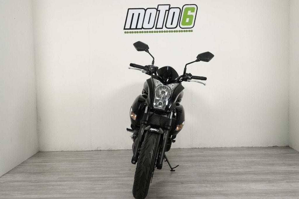 Kawasaki ER-6N, Motoren, 2 cilinders, Occasion, 649 cc, Bedrijf