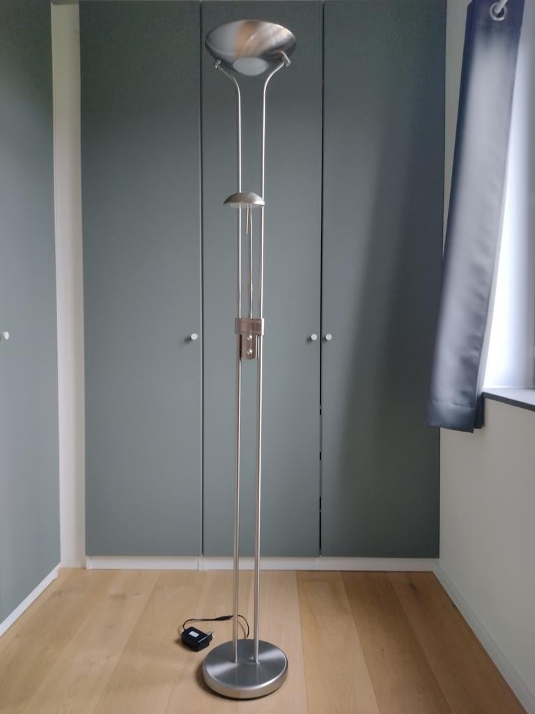 Stalamp staande lamp vloerlamp LED dimbaar, Huis en Inrichting, Lampen | Vloerlampen, Ophalen