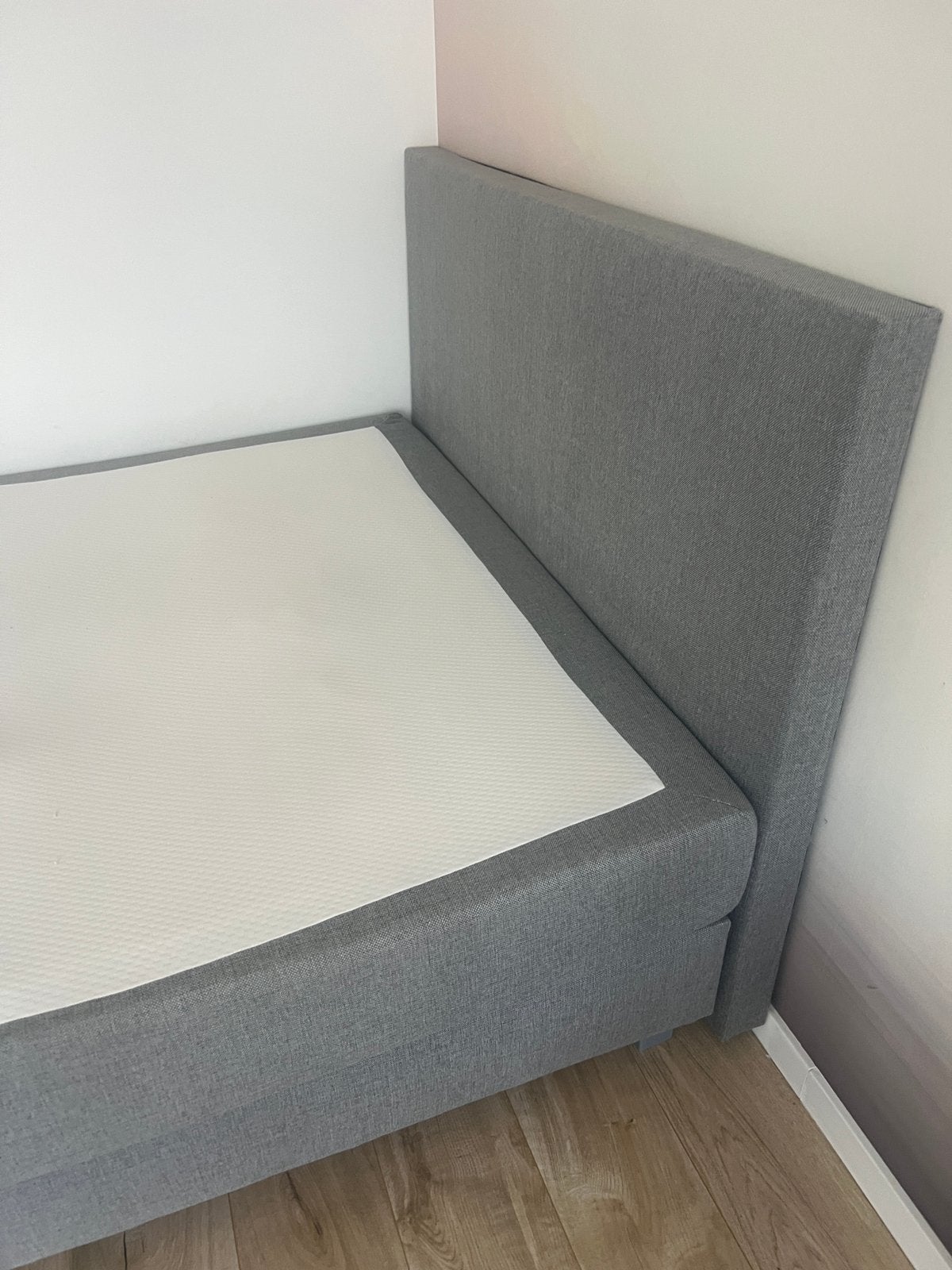 Boxspring 140x200 comme neuf, Maison & Meubles, Enlèvement, Comme neuf
