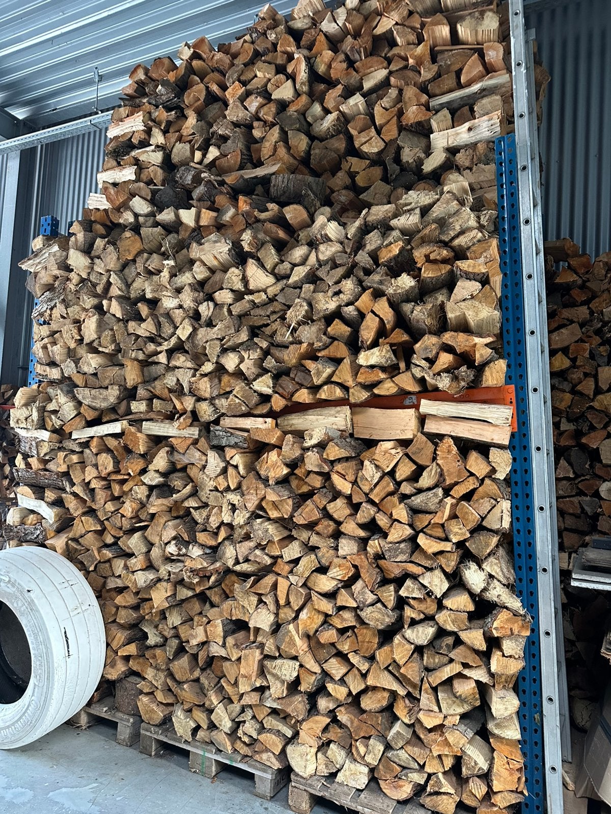 Brandhout gezaagd gekliefd gedroogd gemengde eik zie foto’s!, Tuin en Terras, 6 m³ of meer, Ophalen, Eikenhout, Blokken