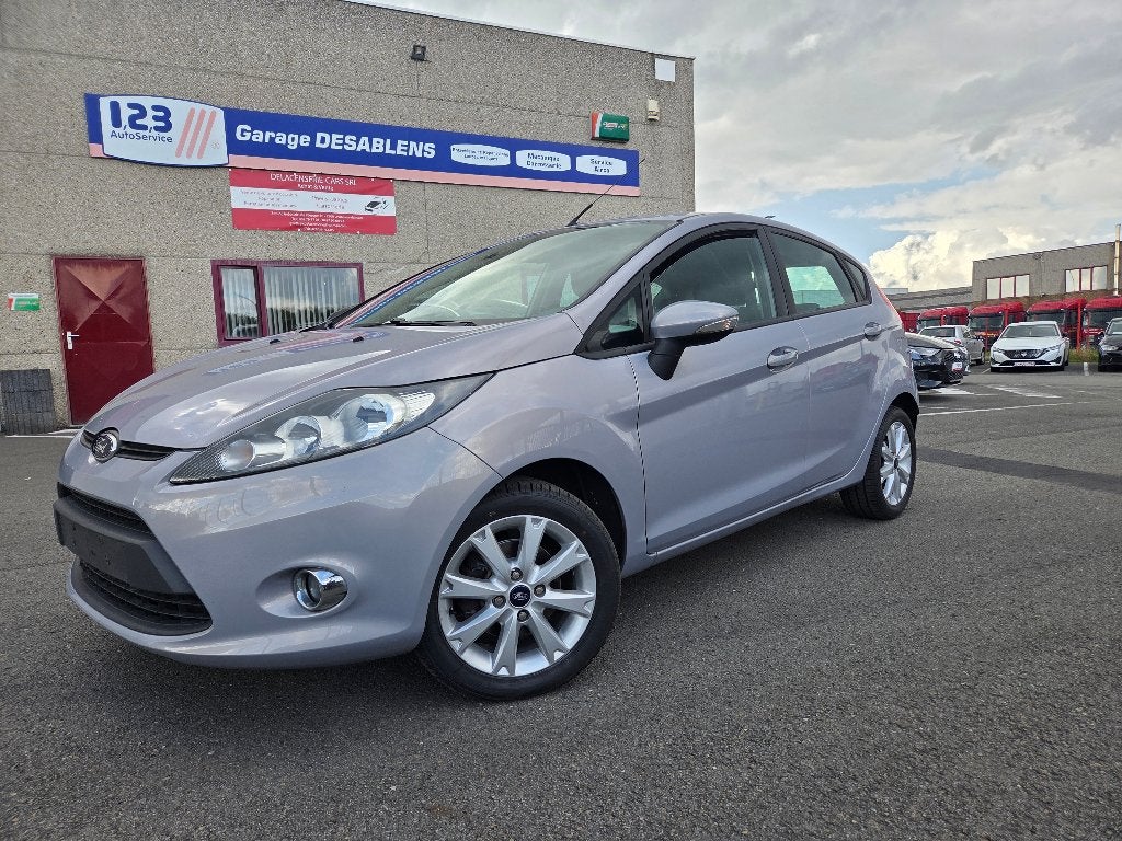 FORD FIESTA 1.2 ESSENCE 2012, Auto's, Voorwielaandrijving, Euro 5, Stof, 1242 cc