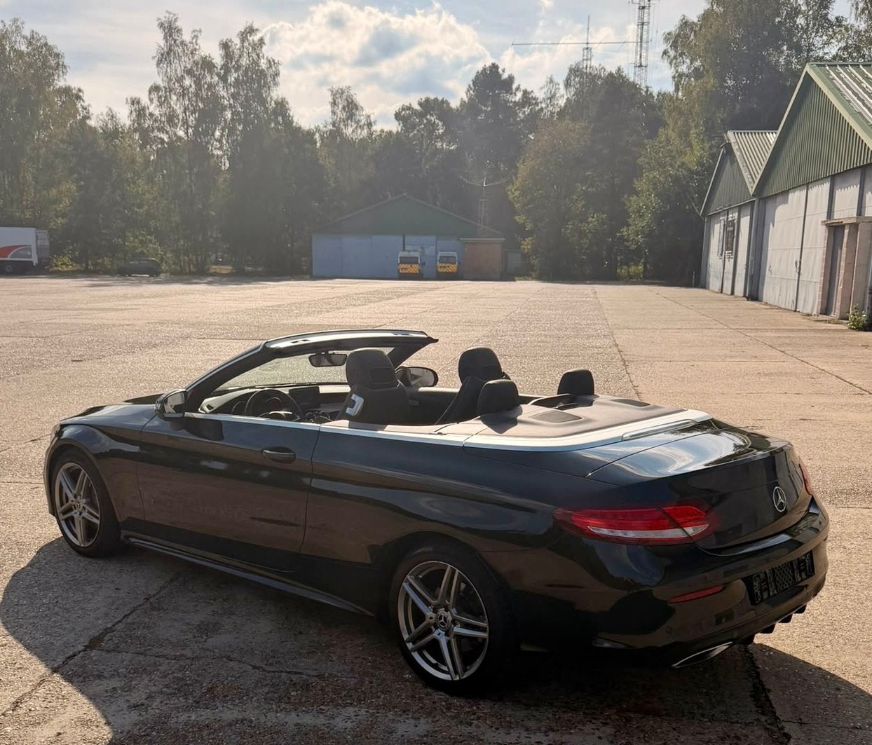 Mercedes Benz C180 cabrio AMG package, Auto's, Automaat, Achterwielaandrijving, Cabriolet, 1600 cc