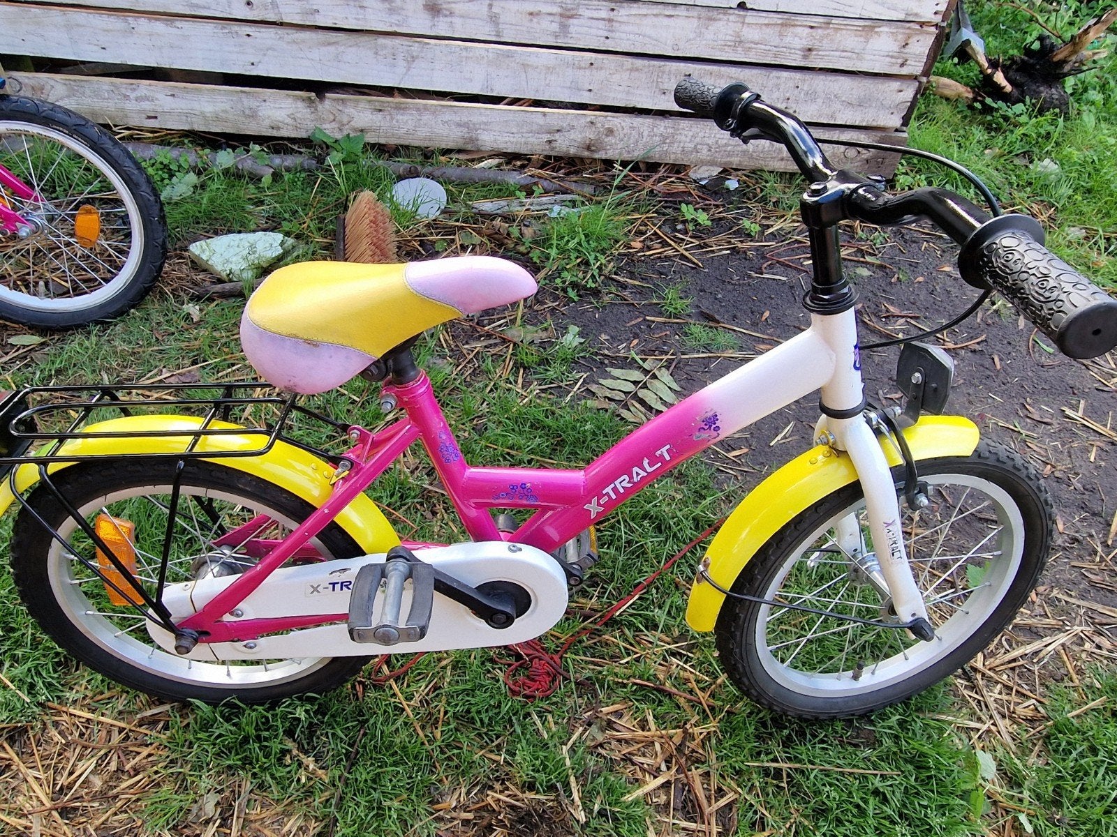 meisjesfiets x-trakt 16", Enlèvement, Utilisé, Frein à rétropédalage, 16 pouces