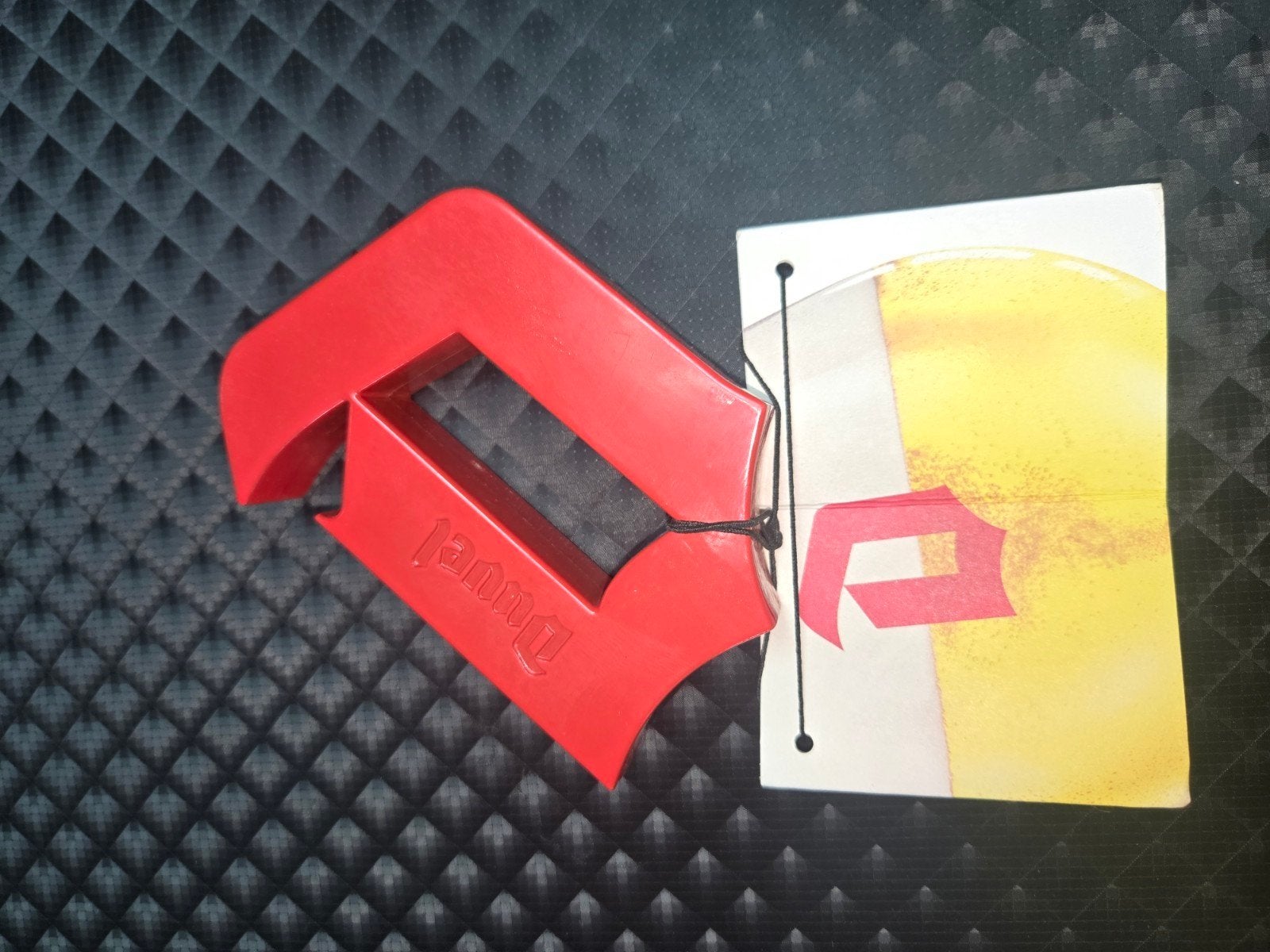 Duvel flesopener, Ophalen