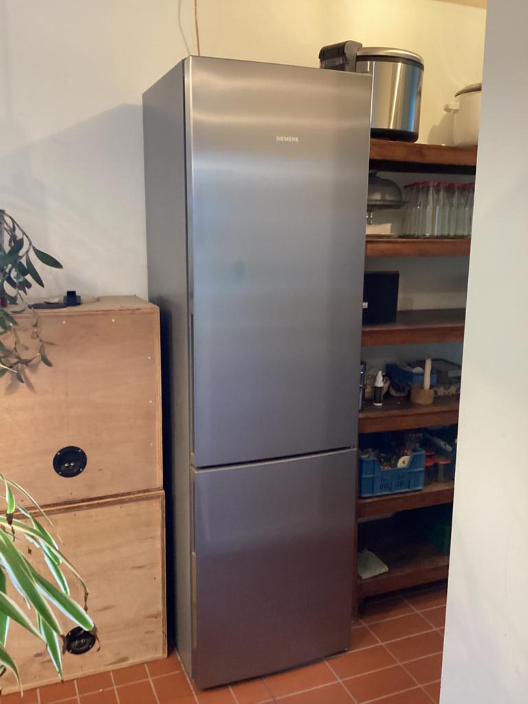 SIEMENS KG39EAICA koel-vriescombinatie, Elektronische apparatuur, Koelkasten en IJskasten, Ophalen