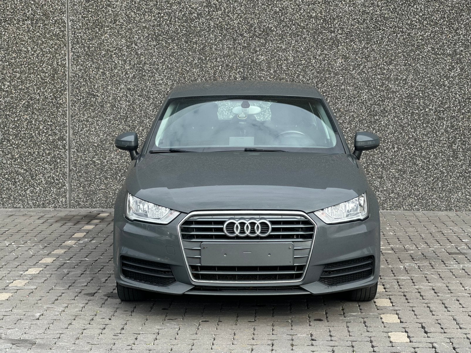 Audi A1 1.0 Benzine BJ 2016, Auto's, Dealer onderhouden, Stof, A1, Euro 6