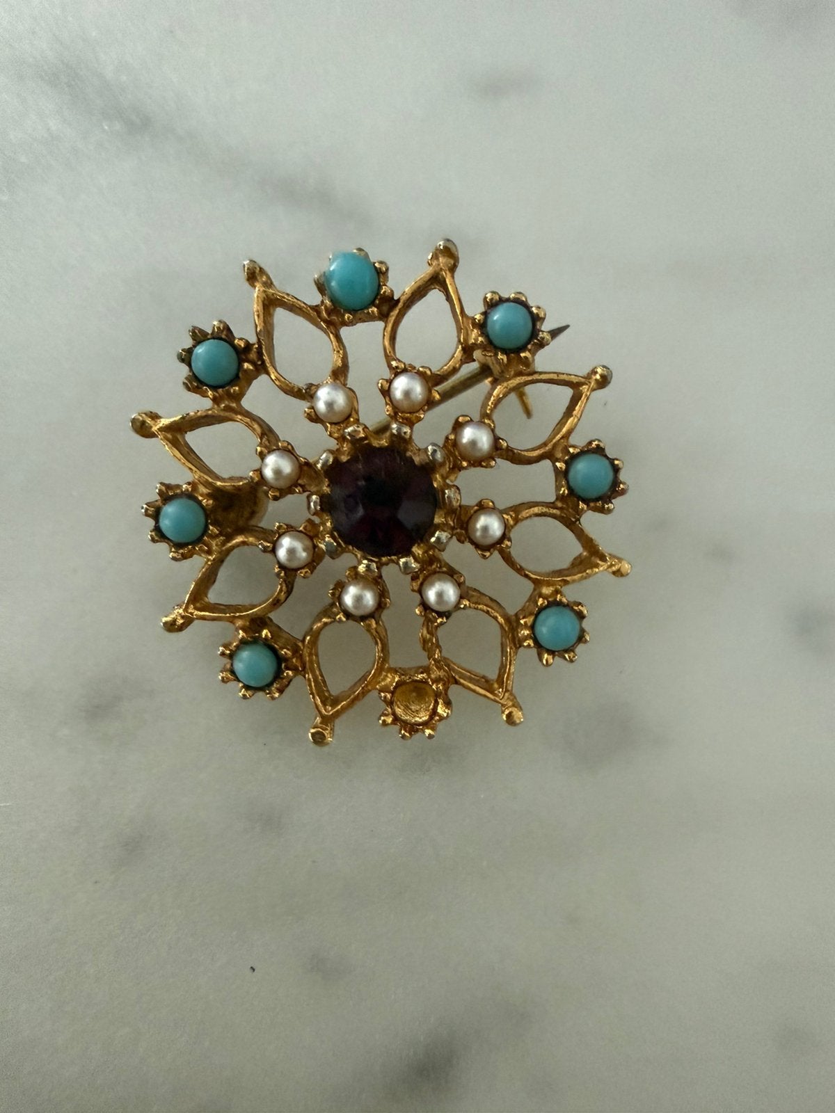 Vintage broche, Handtassen en Accessoires, Broches, Ophalen, Gebruikt, Goud