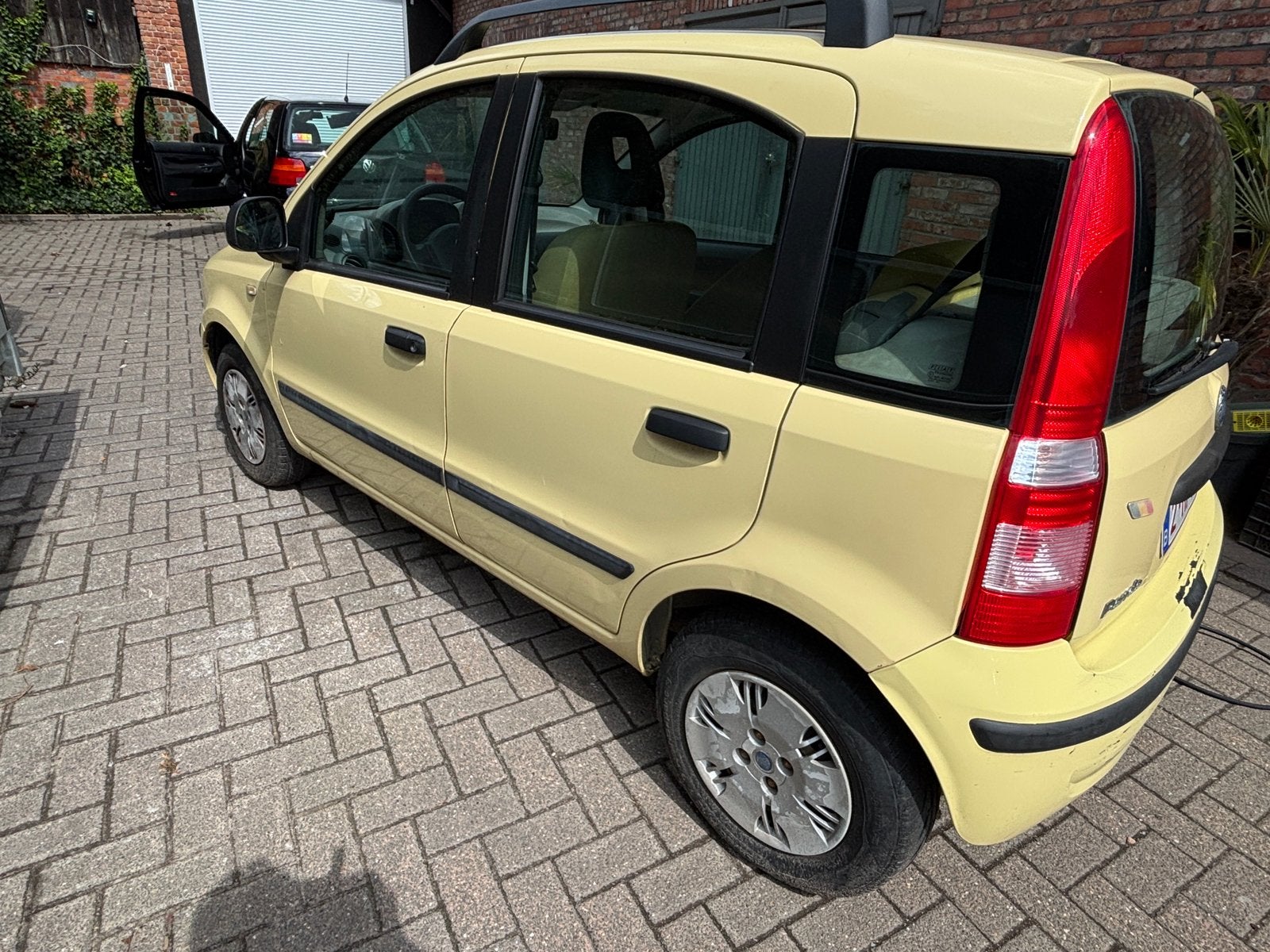 Fiat panda 1.1 benzine airco 2004 meeneemprijs/export, Autos, Fiat, 1242 cm³, Jaune, Boîte manuelle, 5 portes