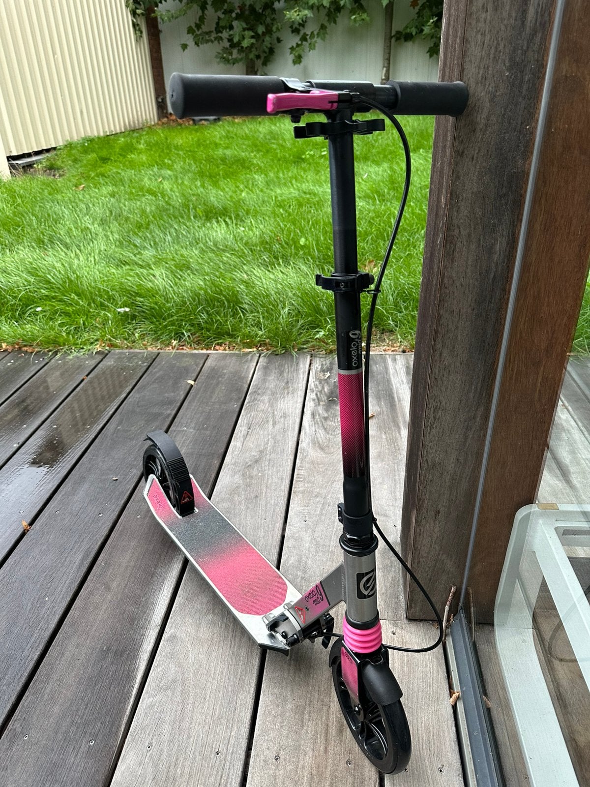 Roze step, Fietsen en Brommers, Ophalen, Zo goed als nieuw