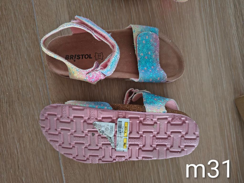 Sandalen maat 31, Ophalen