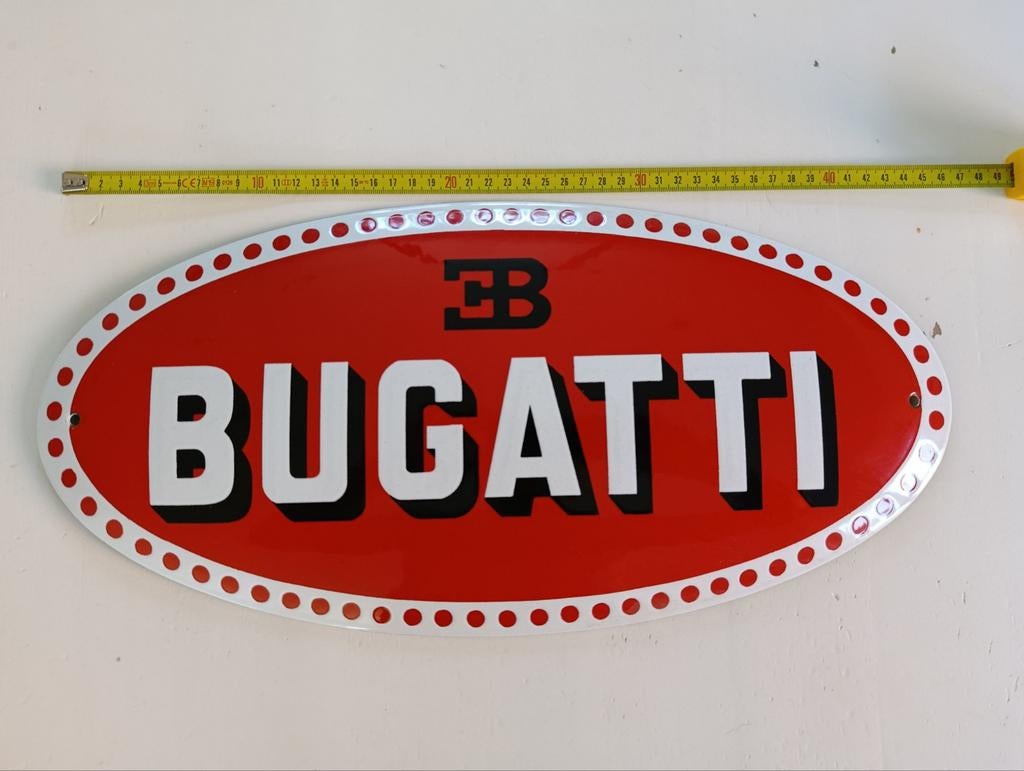 Plaque Bugatti émaillée, Enlèvement