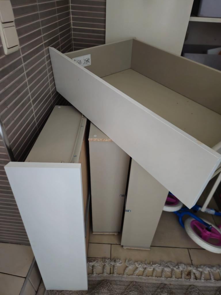 Caissons ikea paks, Enlèvement, Comme neuf