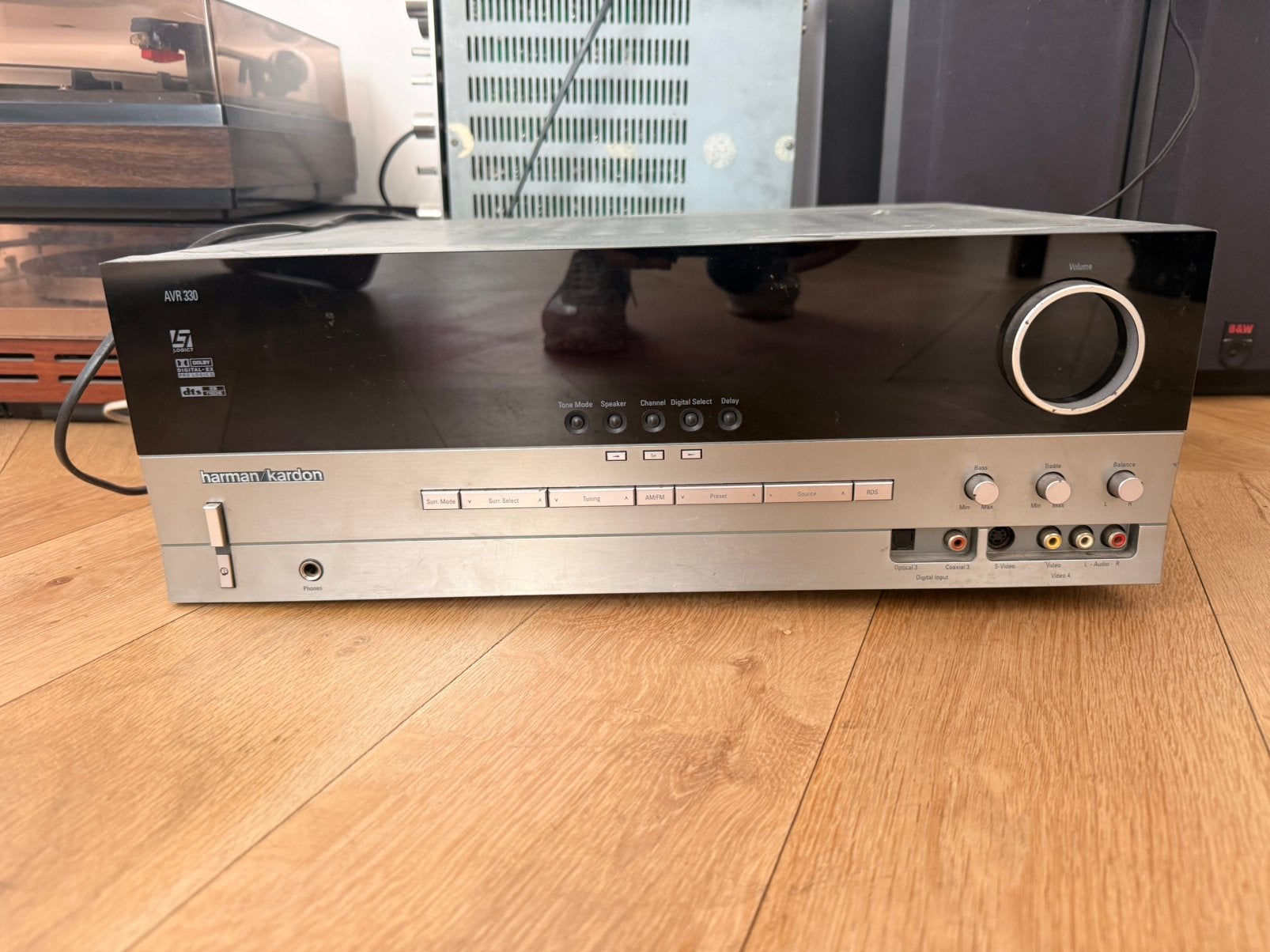 Harman kardon AVR 330, TV, Hi-fi & Vidéo, Amplificateurs & Ampli-syntoniseurs, Enlèvement, Comme neuf