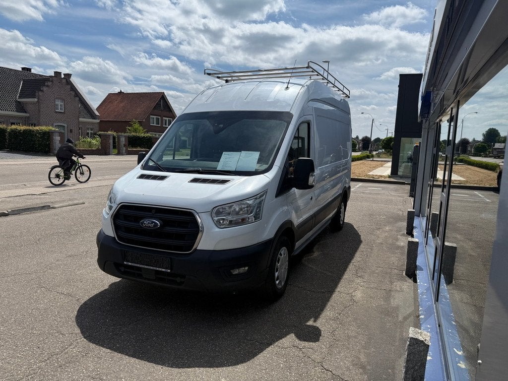 Ford Transit 2T FWD 350L 2.0Ecoblue 170PK M6 VERHOOGD DAK, Voorwielaandrijving, Stof, Gebruikt, 4 cilinders