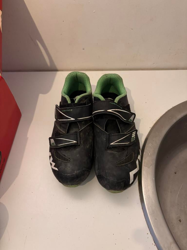 Kinder MTB schoen maat 35, Fietsen en Brommers, Ophalen, Zo goed als nieuw