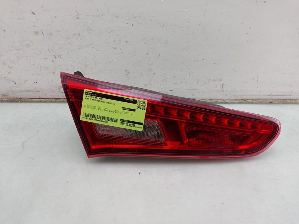 FEU ARRIÈRE GAUCHE Giulietta (940) (|50513401|50531133|), Autos : Pièces & Accessoires, Stellantis Europe S.p.A, IPC D1-09 Bahnhofsplatz
65423  Rüsselsheim am Main, DE
