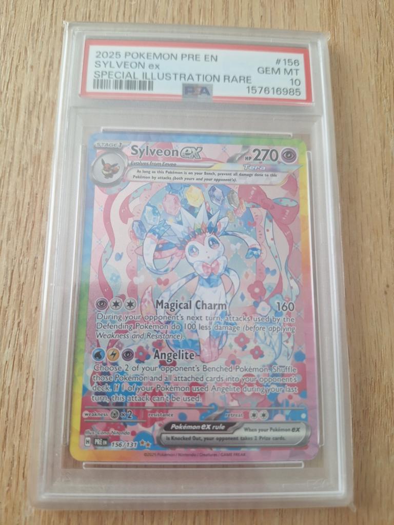 Pokemon sylveon sir prismatic evolutions psa 10, Ophalen of Verzenden