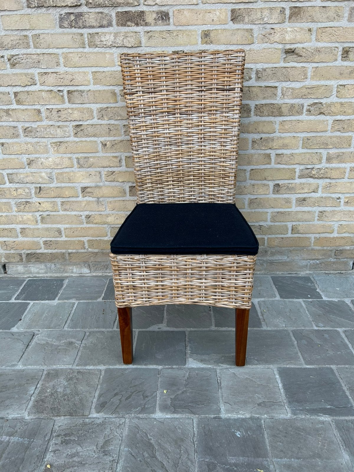 8 eetstoelen in prima staat, Huis en Inrichting, Ophalen