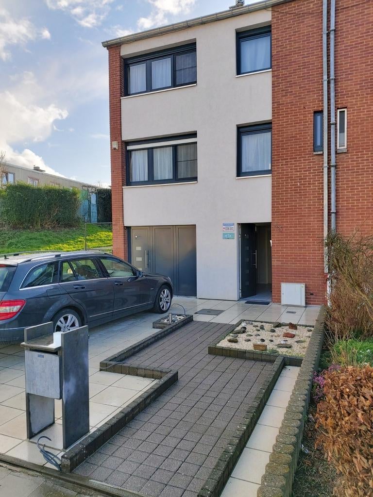 Maison 3 facades a vendre sur cuesmes sans travaux