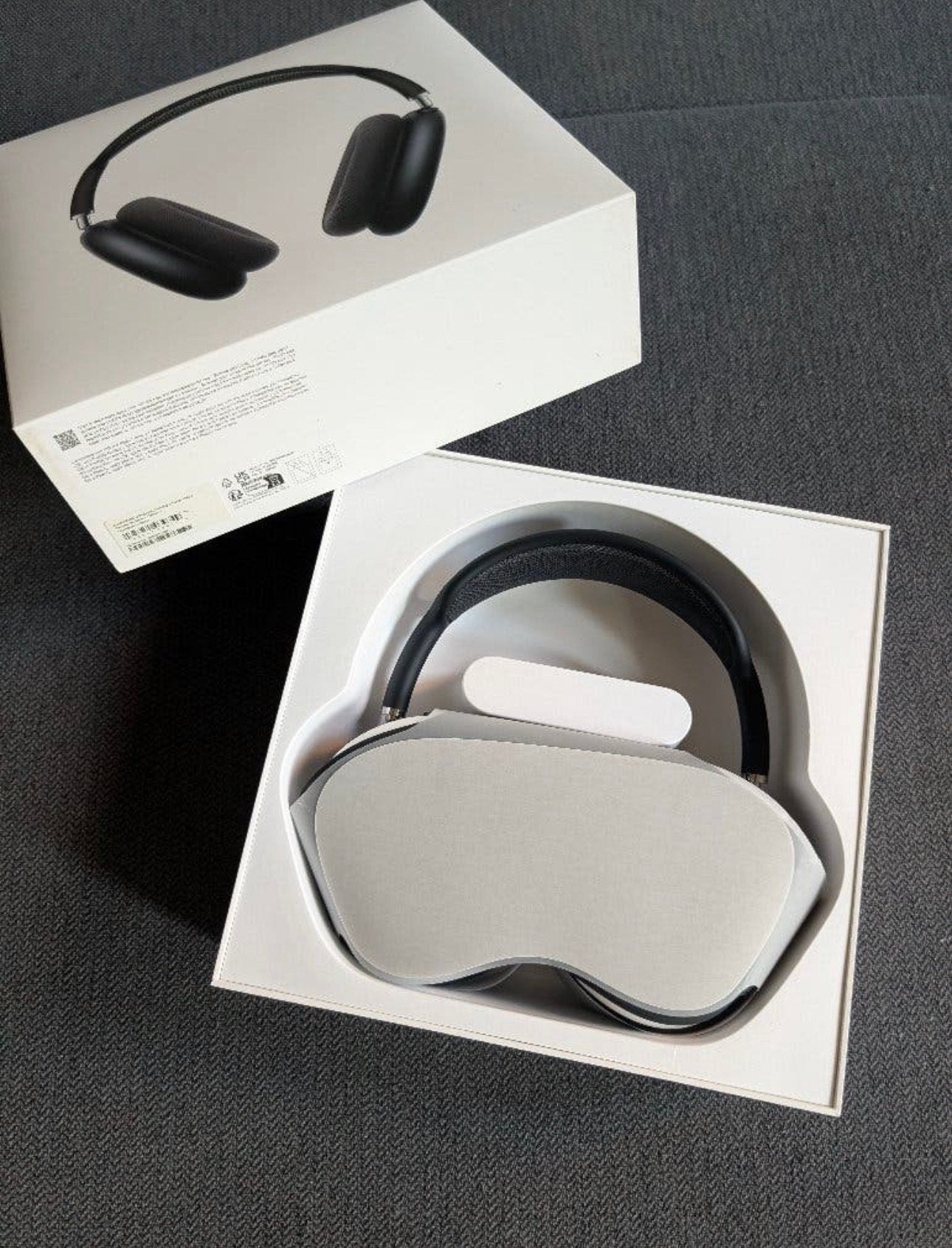 Airpods Max, Ophalen of Verzenden, Zo goed als nieuw