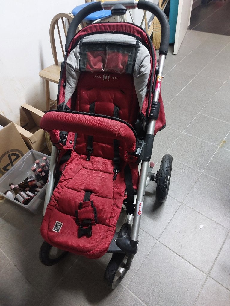 mooie rode buggy gratis op te halen, Enlèvement ou Envoi
