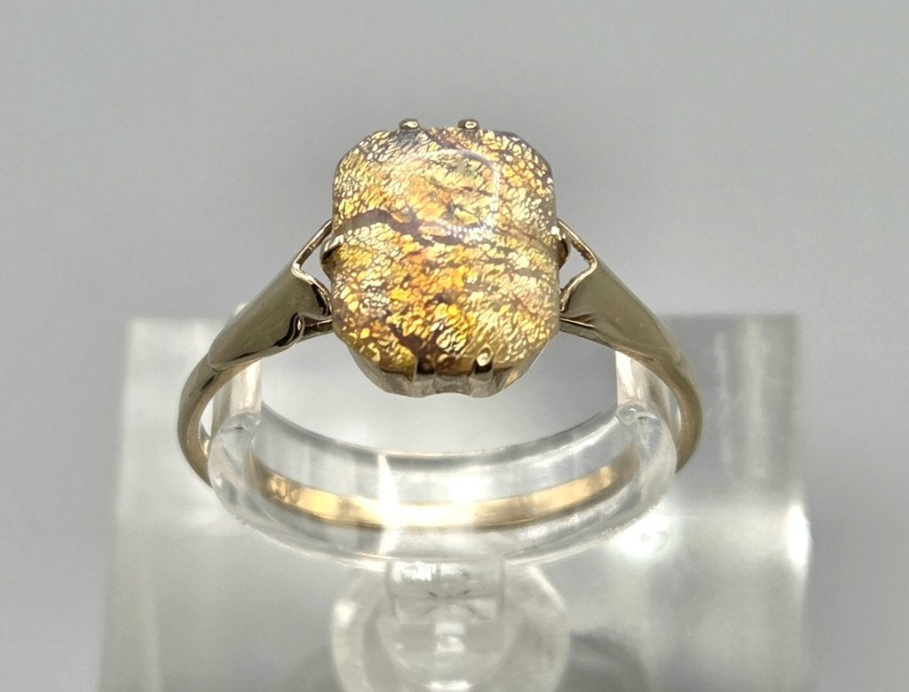 Gouden Vintage ring met edelsteen jelly opaal. 2026/335, Handtassen en Accessoires, Ringen, Overige kleuren, Ophalen of Verzenden
