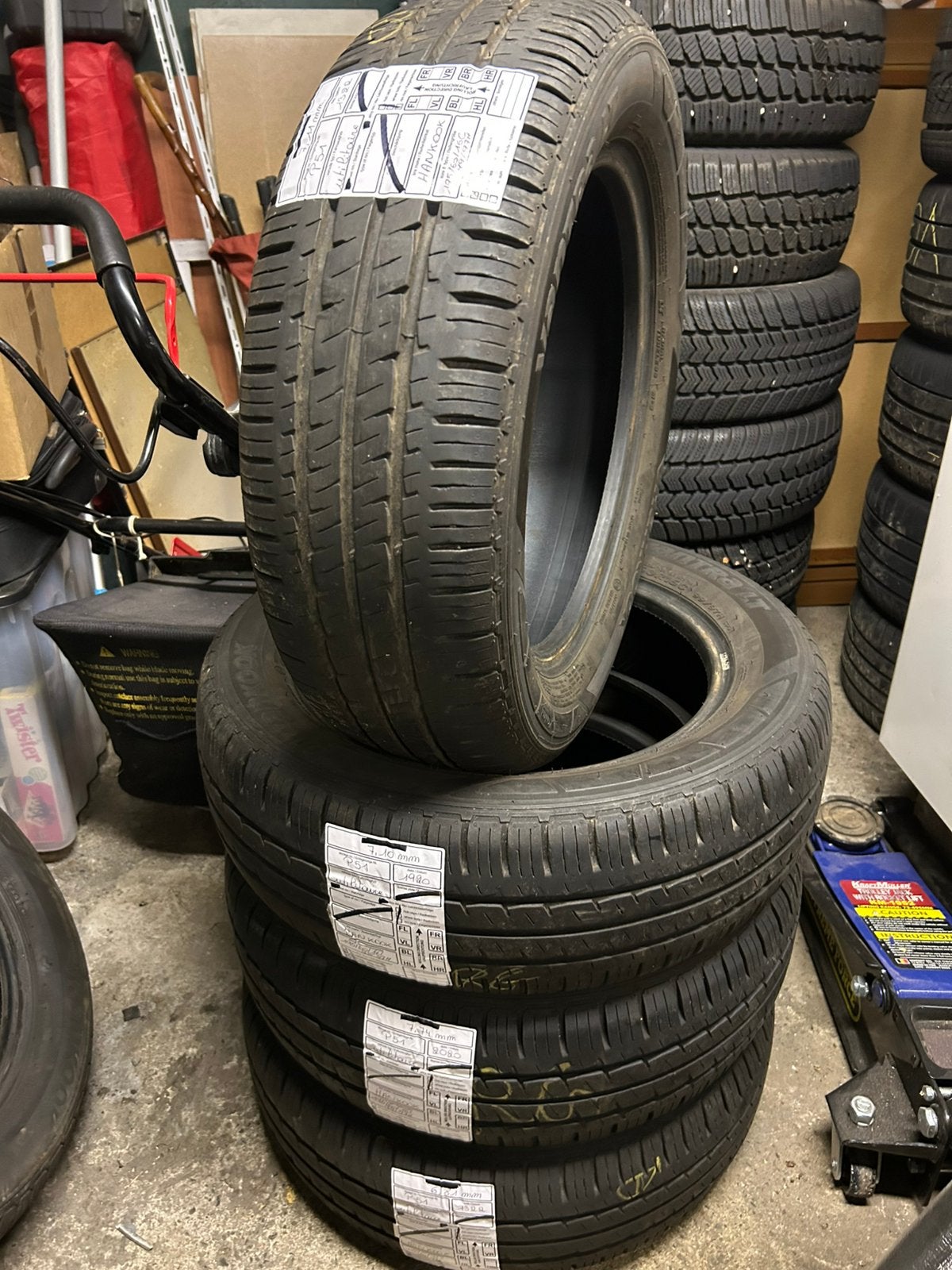 4 pneus été Hankook 195/60/16C.99/97H, Autos : Pièces & Accessoires, 16 pouces, Pneus été, Véhicule utilitaire, Pneu(s)