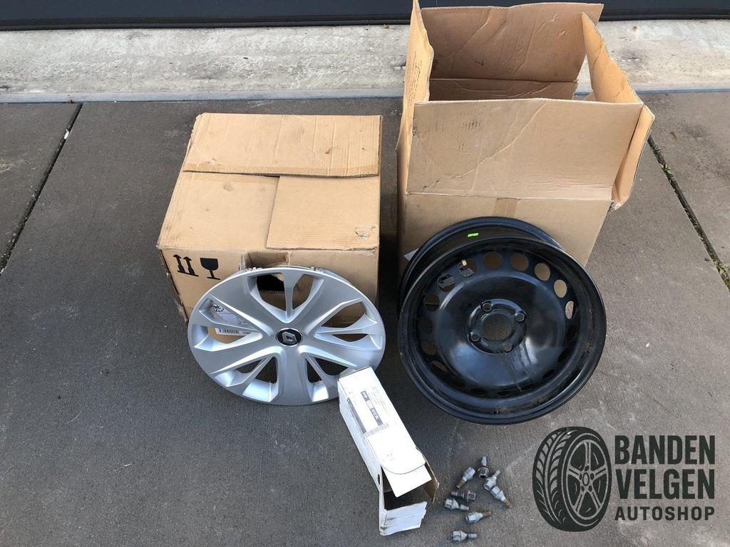 4 x Renault Clio Originele velgen en wieldoppen 15 Inch Stee, Auto-onderdelen, Banden en Velgen, Gebruikt, 15 inch, Velg(en), -