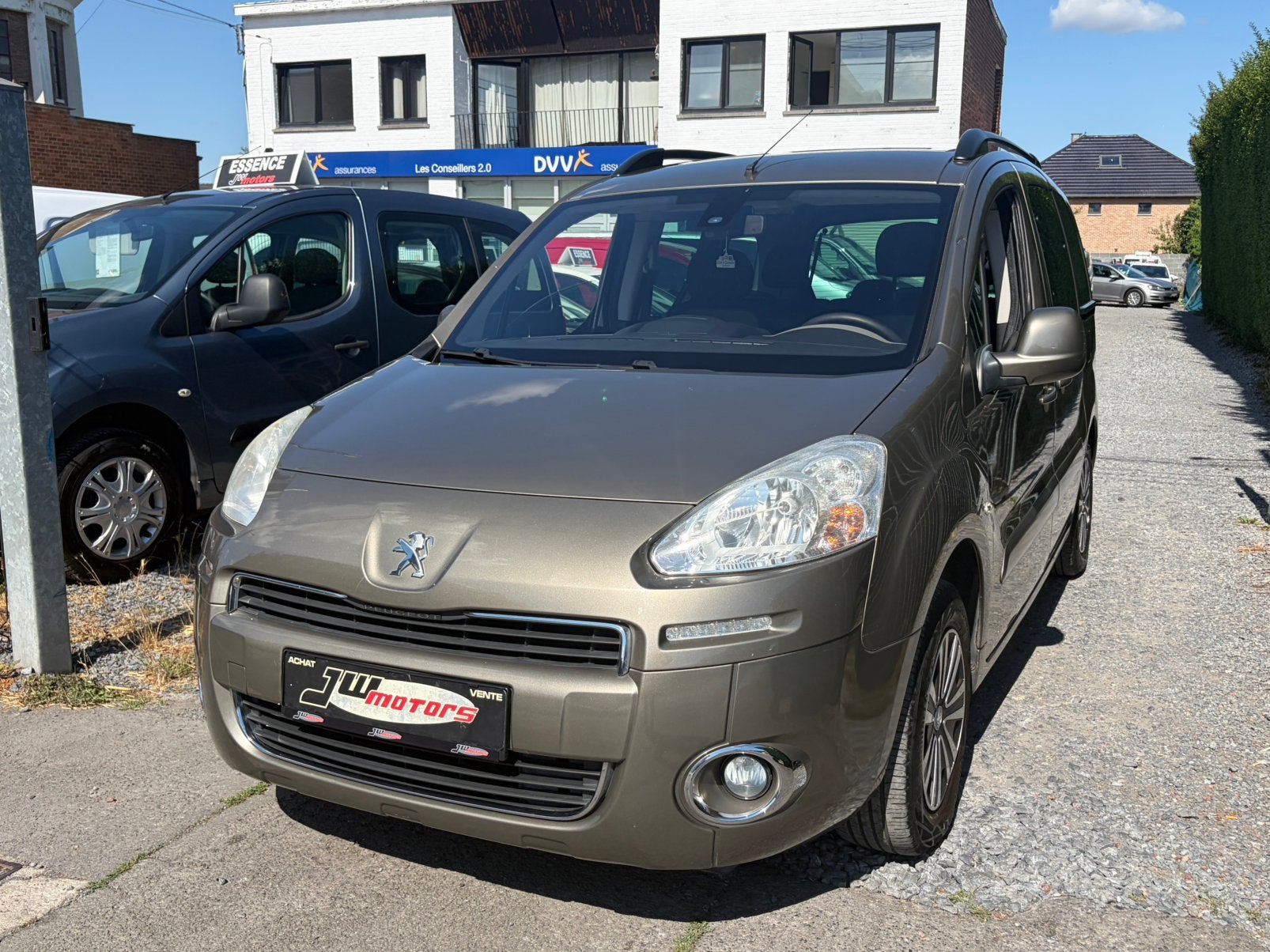 PEUGEOT PARTNER TEPEE1.6iESSENCE, Auto's, Voorwielaandrijving, Euro 5, Beige, 4 cilinders