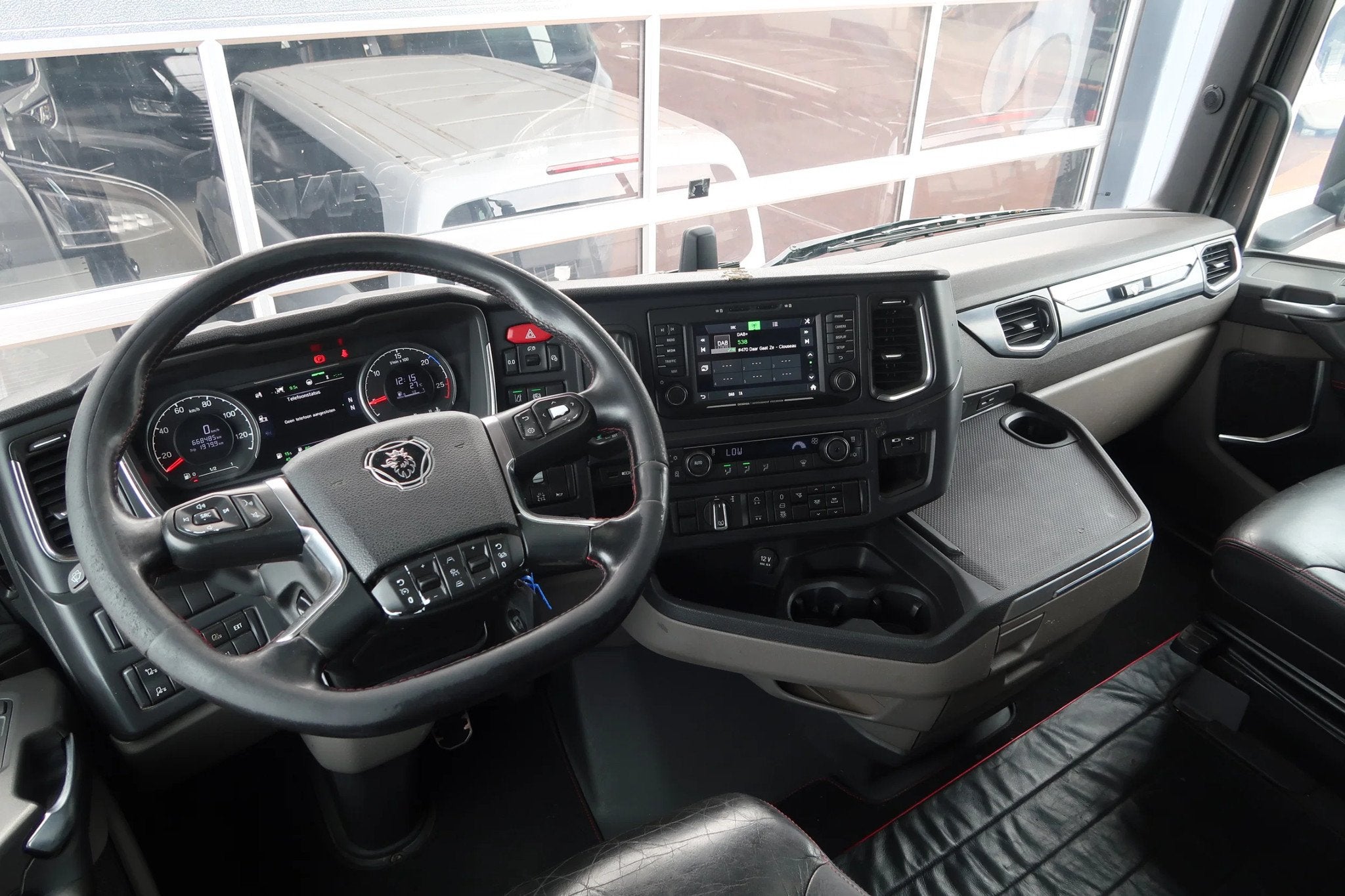 Scania S520 V8 NGS 6X2/ FULL AIR/ DOUBLE BOOGIE, Autos, Cuir, Argent ou Gris, Euro 6, Diesel