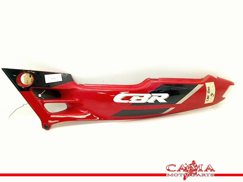 QUEUE DE CARENAGE GAUCHE Honda (83710-MV9-0000), Dhr. S. di Majo, Utilisé, Info@cama-motorparts.nl, P.J. Troelstraweg 8 8
3144 CX  MAASSLUIS, NL