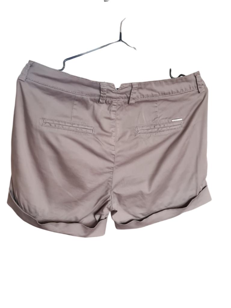 Short pour femme chic S en coton gris, Vêtements | Femmes, Envoi, Comme neuf, Taille 36 (S), Gris
