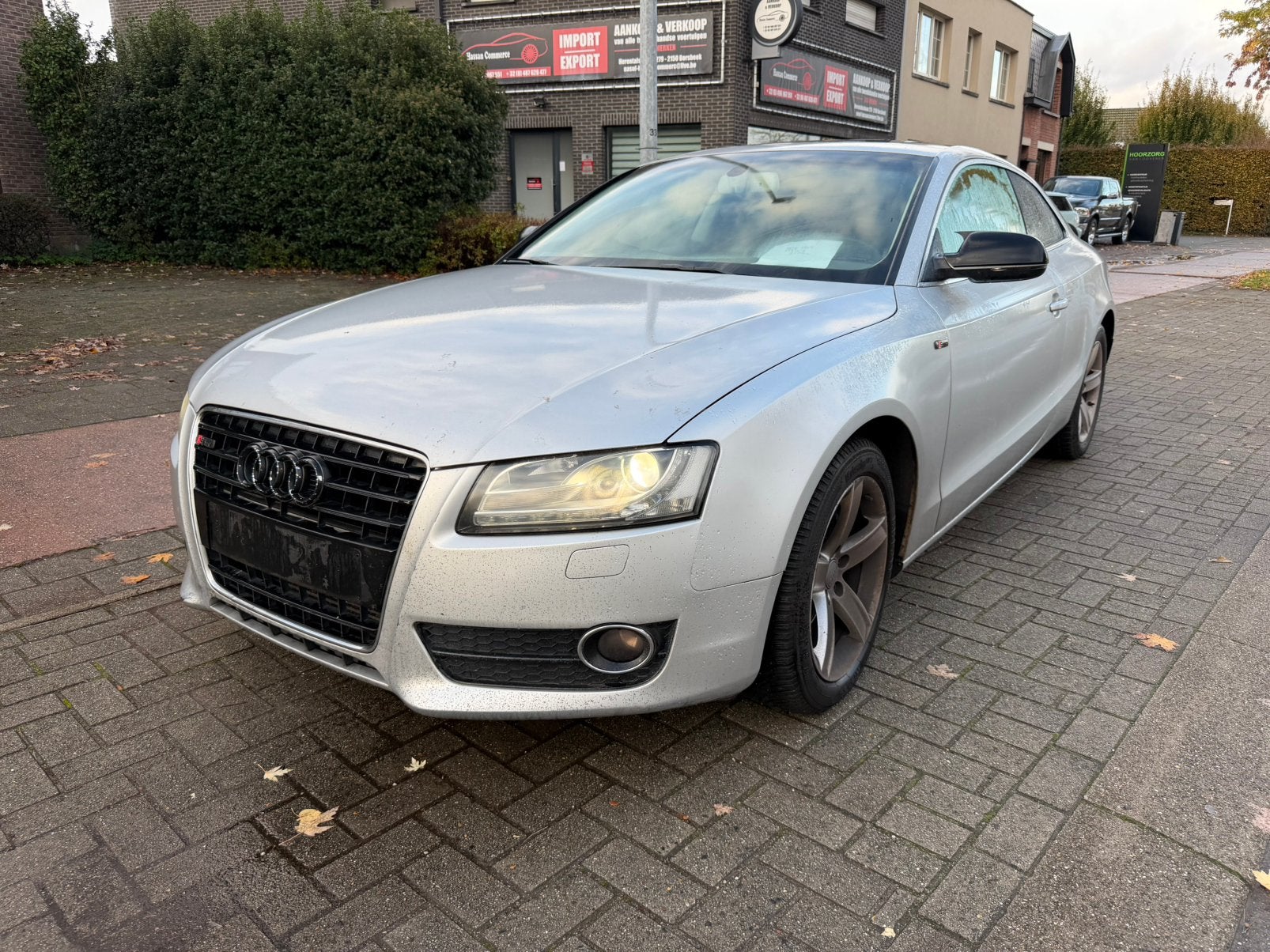 Audi A5 2.0 benzine Manuel 2009 Gps panodak leder, Auto's, Voorwielaandrijving, 4 cilinders, 1984 cc, Leder