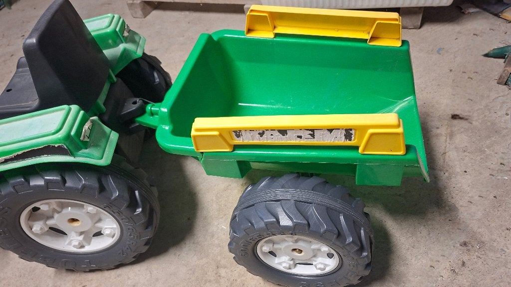 Tracteur à pédales pour enfant, Enlèvement, Utilisé, Véhicule à pédales