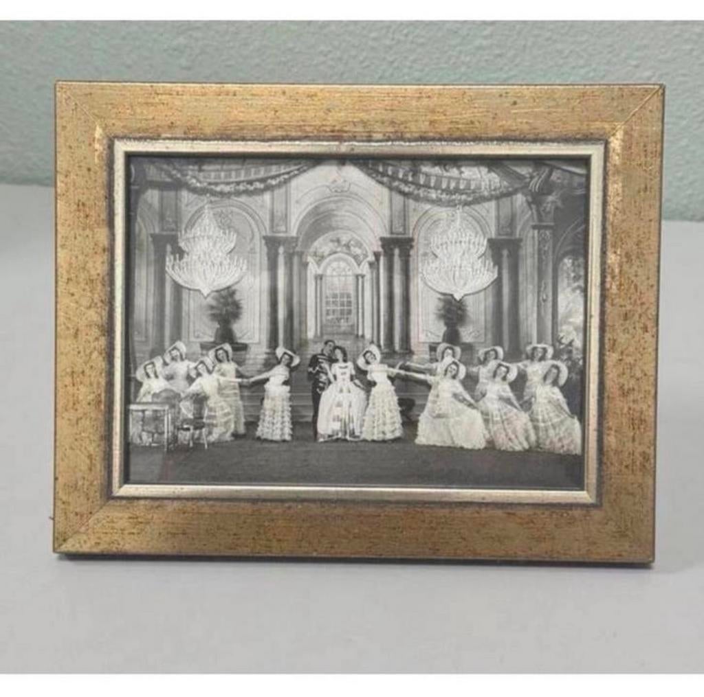Jewel Ball - bal vintage zwart-wit foto ingelijst operetta, Verzamelen, Foto's en Prenten, Ophalen of Verzenden, Zo goed als nieuw