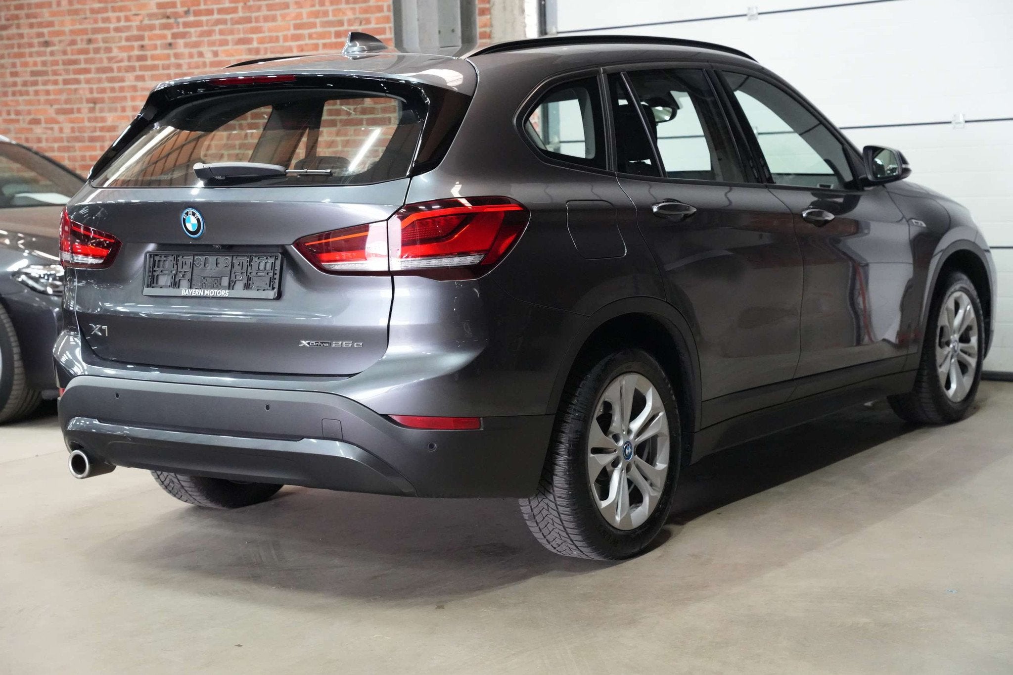 BMW X1 PHEV 1.5iA xDrive25e Garantie EURO 6d Plug in Hybr, Autos, BMW, X1, Achat, Entreprise, Carnet d'entretien