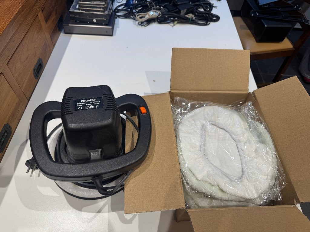 Nieuwe Poetsmachine / Polijstmachine Ø240mm (110W), Ophalen