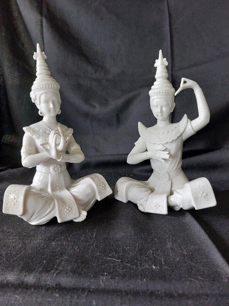 PAIRE D ANCIENNE PORCELAINE  PERSONNAGES ASIATIQUES, Enlèvement ou Envoi