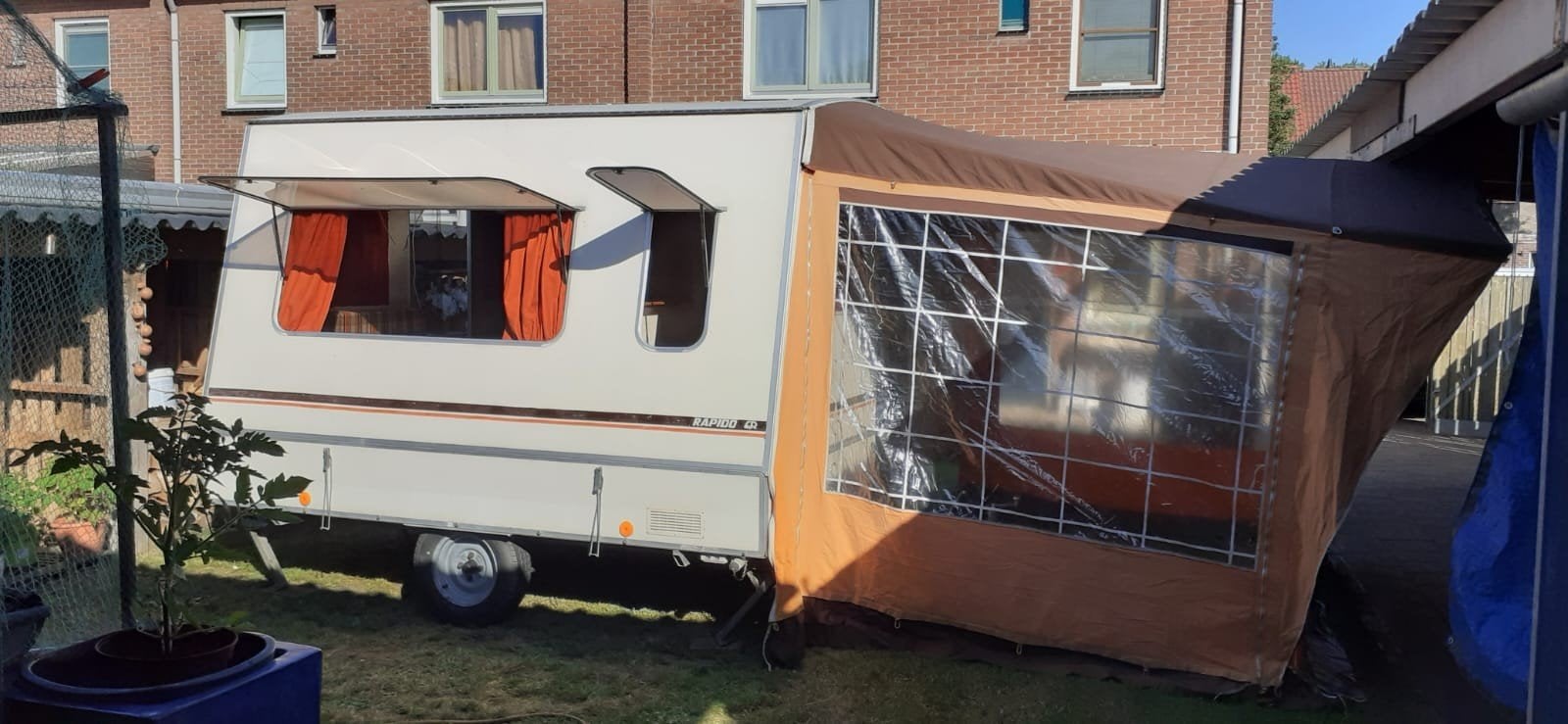 Caravane pliante Rapido Export matic avec auvent, Particulier, Rapido