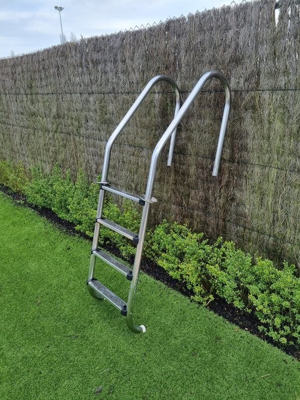 zwembadtrap, Jardin & Terrasse, Accessoires de piscine, Comme neuf, Échelle, Enlèvement