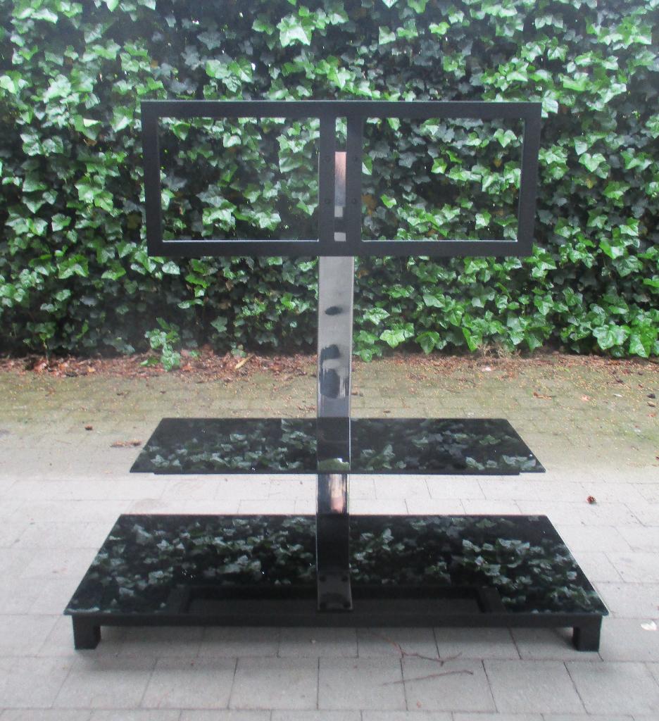 Moderne tv tafel voor tv aan te hangen, Huis en Inrichting, Kasten |Televisiemeubels, Ophalen, 100 tot 150 cm, 50 tot 100 cm, Zo goed als nieuw