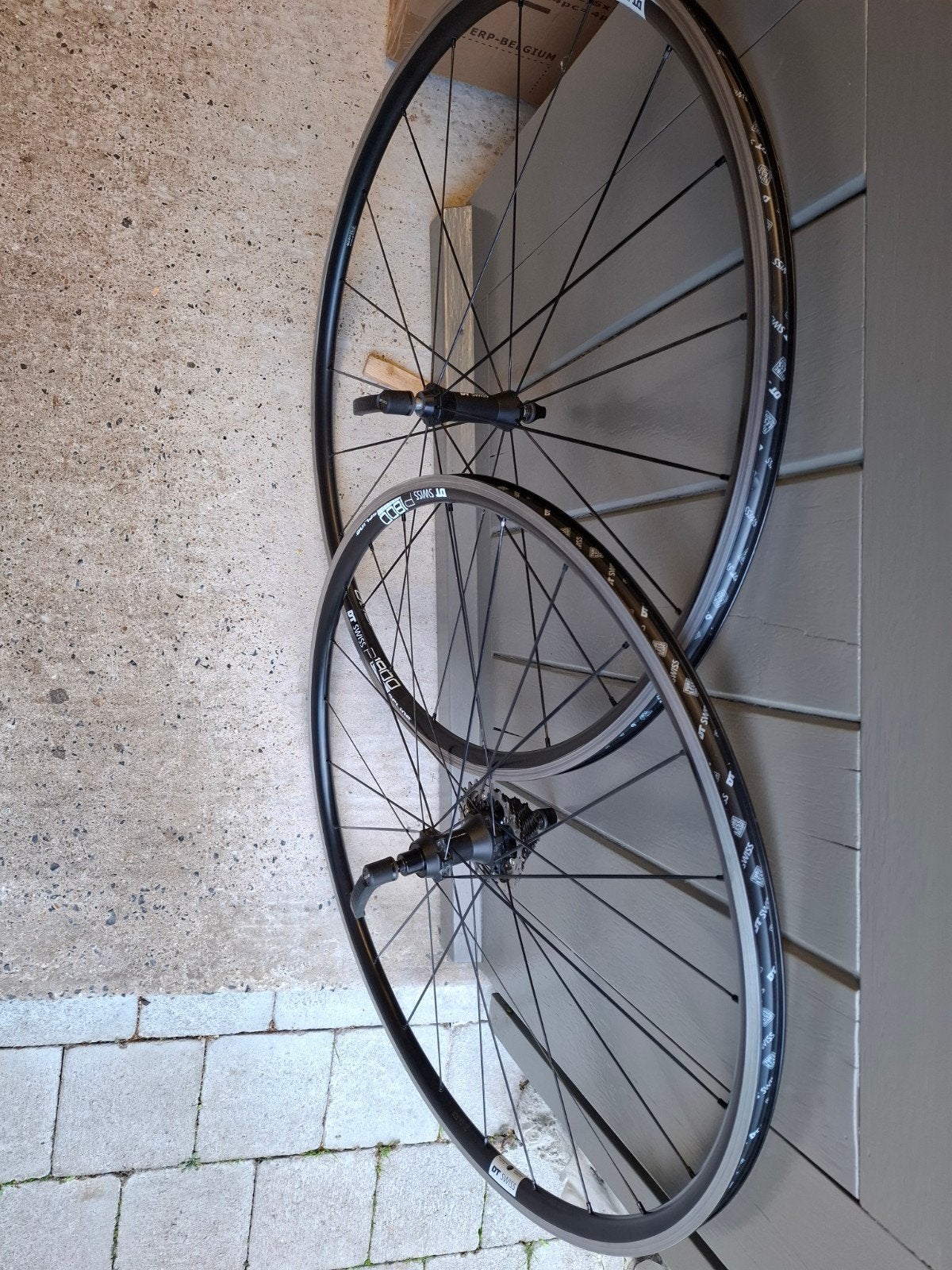 DT Swiss 1800 spline 23mm velgrem, Enlèvement ou Envoi