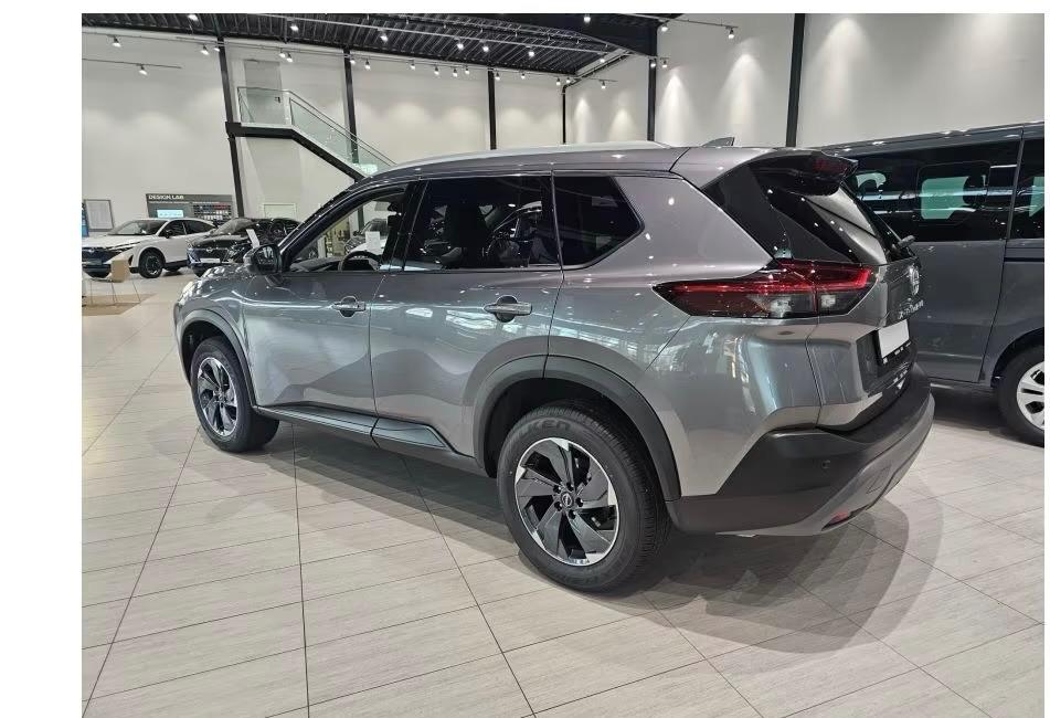 NEW X-TRAIL MHEV N-CONNECTA 163PK WINT/18/SAFEXL/NAV/FAM-27%, Auto's, 4 zetels, 5 deurs, Hybride Elektrisch/Benzine, Zilver of Grijs