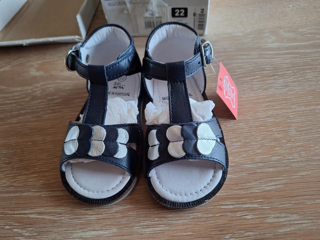 Nieuwe ongedragen sandalen in donkerblauw marinestijl maat22, Meisje, Overige typen, Nieuw, Ophalen of Verzenden