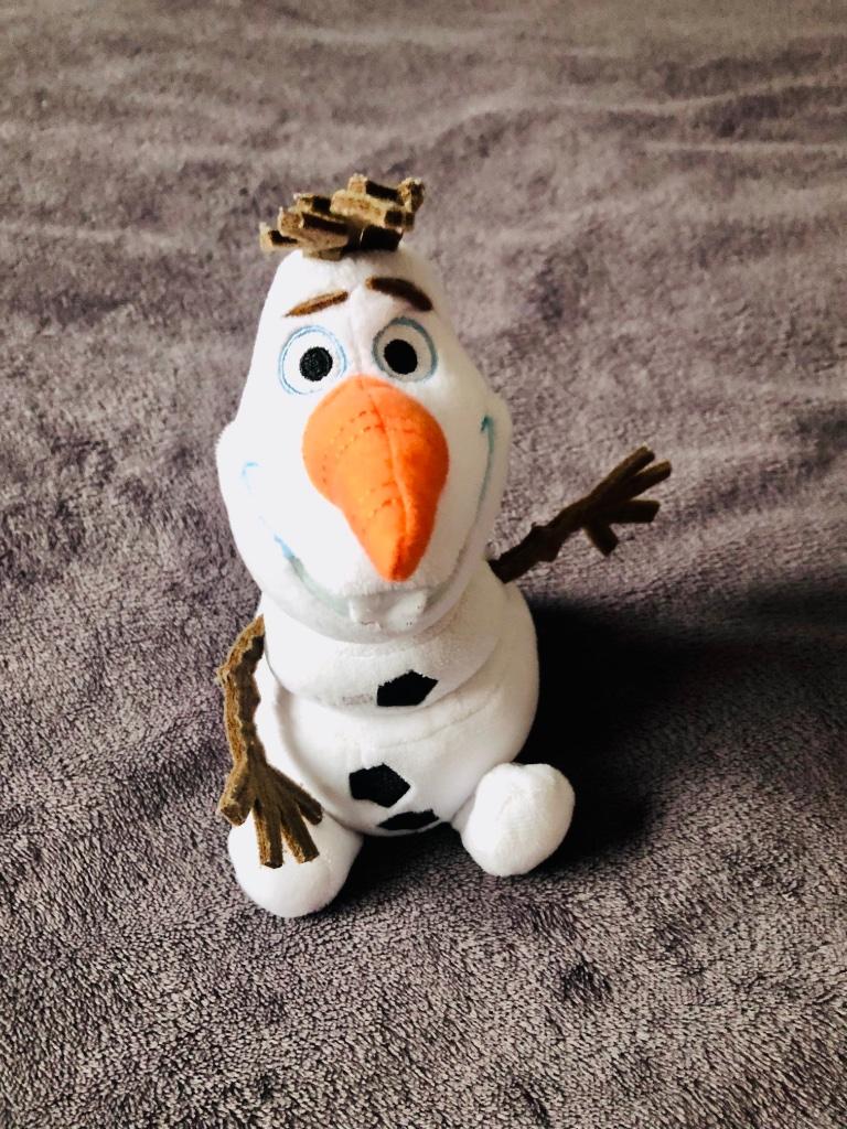 PLUCHE OLAF DISNEY BEVROREN KONINGIN, Ophalen, Overige figuren, Zo goed als nieuw, Knuffel