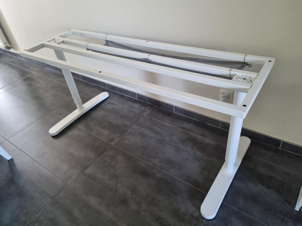 Piètement Bureau - IKEA BEKANT, Enlèvement, Comme neuf