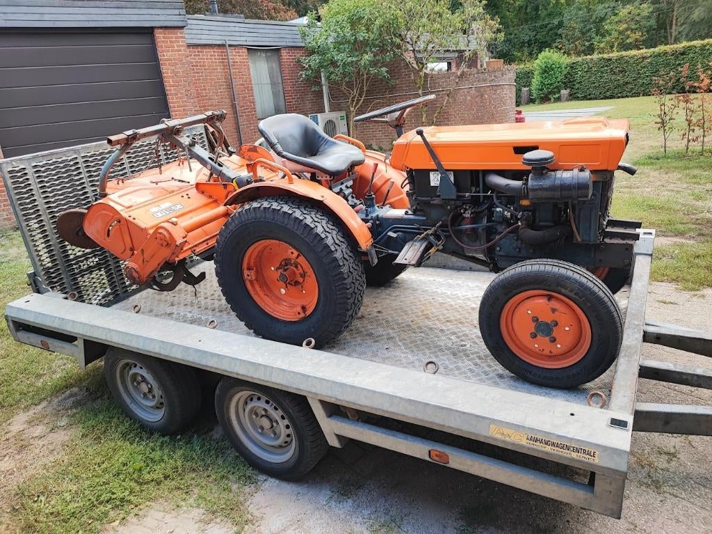 Kubota 7000 tractor, Ophalen, Gebruikt